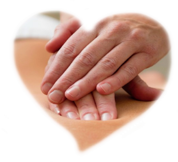 Chiropraktik mit Herz Logo Bild in Herzform. Zwei Hände massieren einen Rücken.